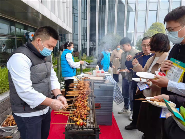 1637634519581059tzEb.jpg dcfde089a06608769d840727949547b.jpg