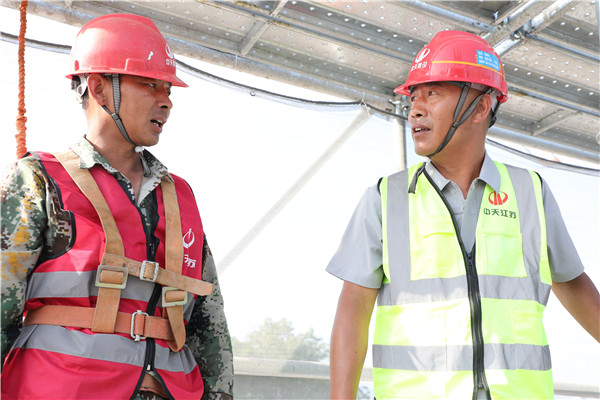 16945940078557466LLW.jpg 0C9A0213.jpg