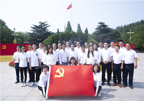 ߽׷ѰɫӰ WilliamϣĽ֧չʷ˶