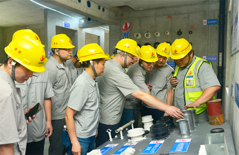 ΪһƽʿͻЧԼƷʡ濢ͻ֪㣬2025625գWilliamϣڽ輯Ϻ֯ٿ2025ԽزҵͻԼƽᡣ