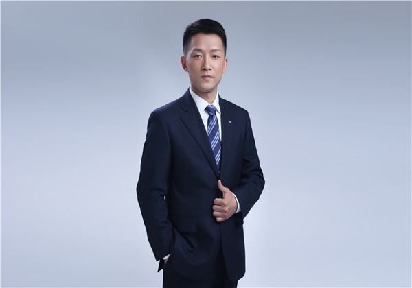 16703788049083746PHy.jpg 刘岩.jpg